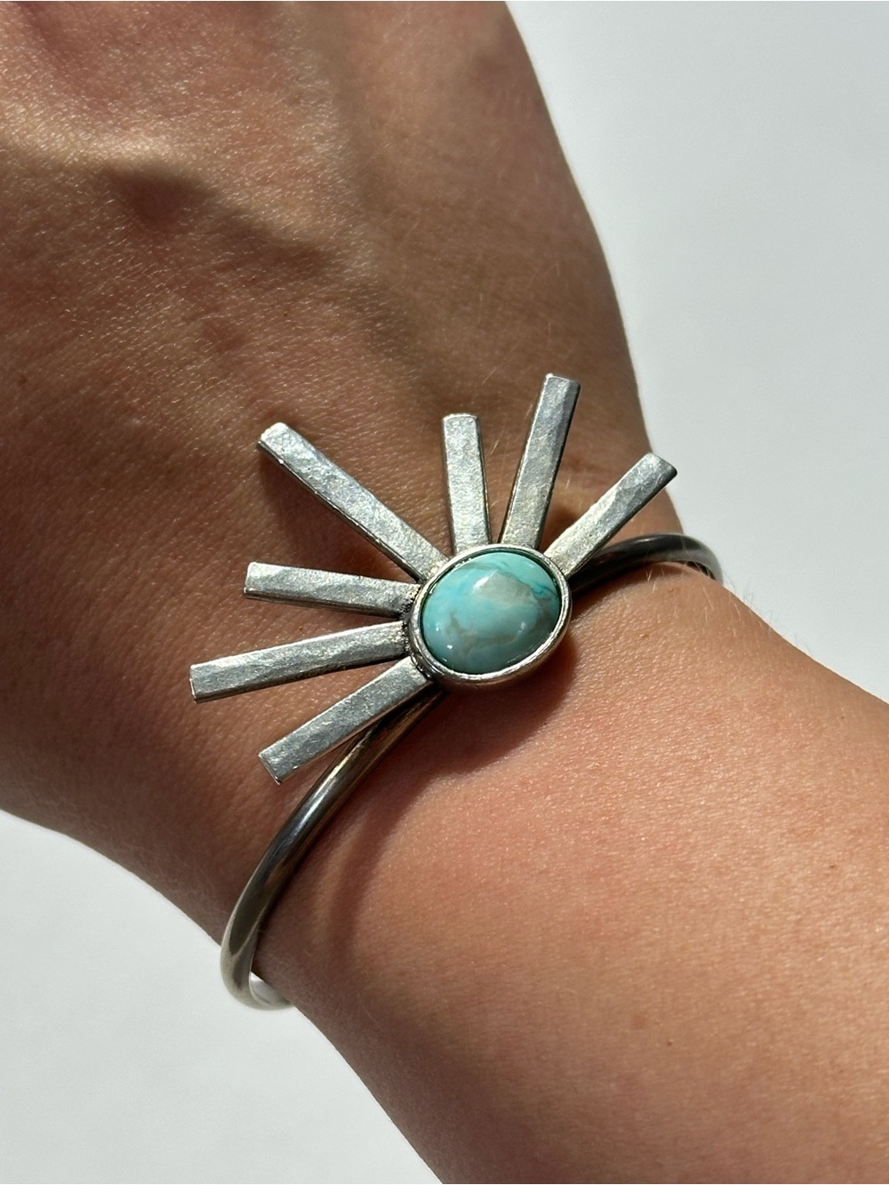 Faux Turquoise Southwestern Starburst Silver Tone Bracelet Cowgirl Zuni Style